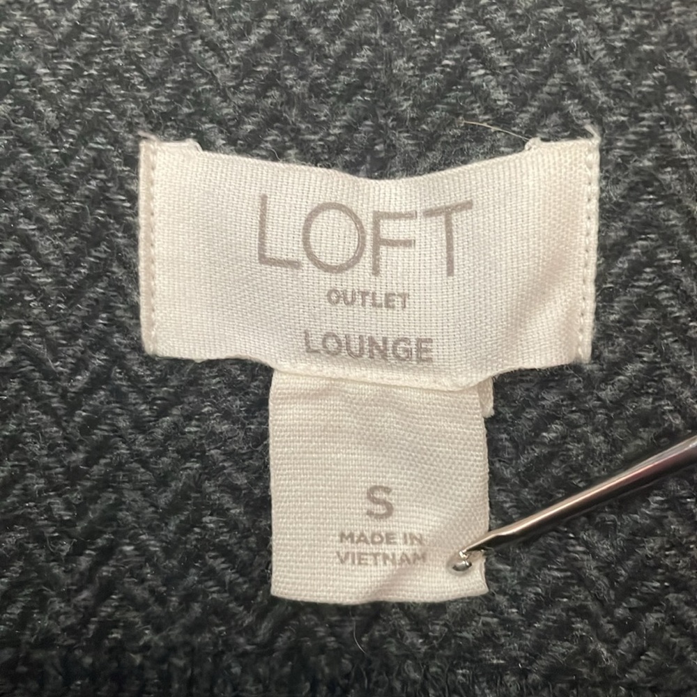LOFT Outlet Lounge Gray & Black Herringbone Print Jogger Style Leggings Size S - Picture 6 of 10